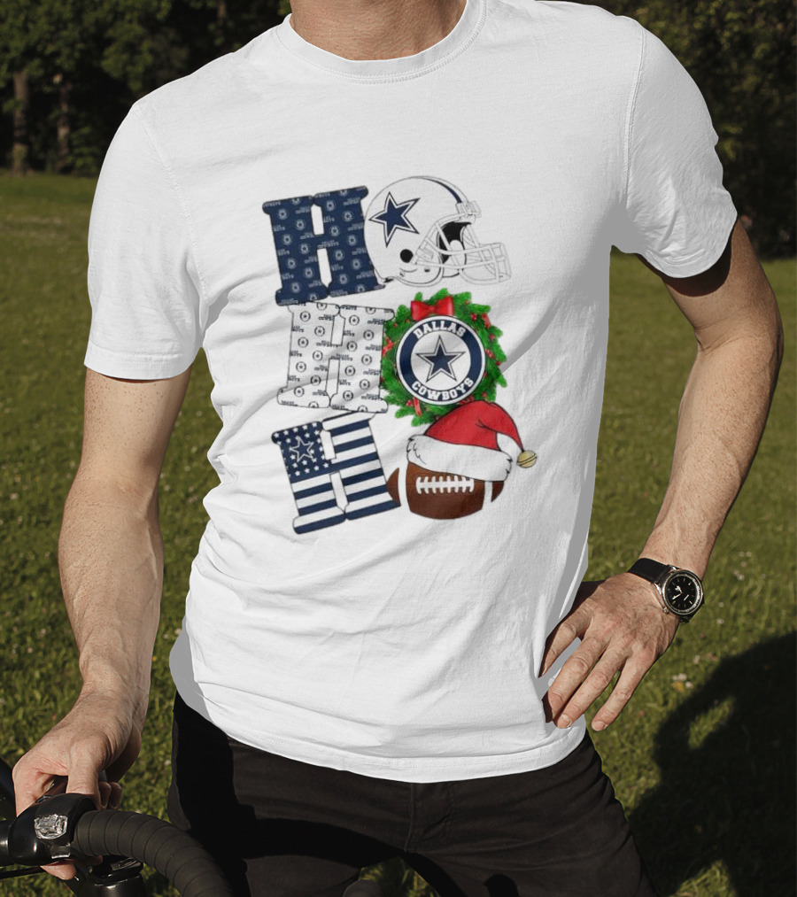 Dallas Cowboys Helmet Wreath Football Christmas Ho Ho Ho Merry Christmas T-Shirt