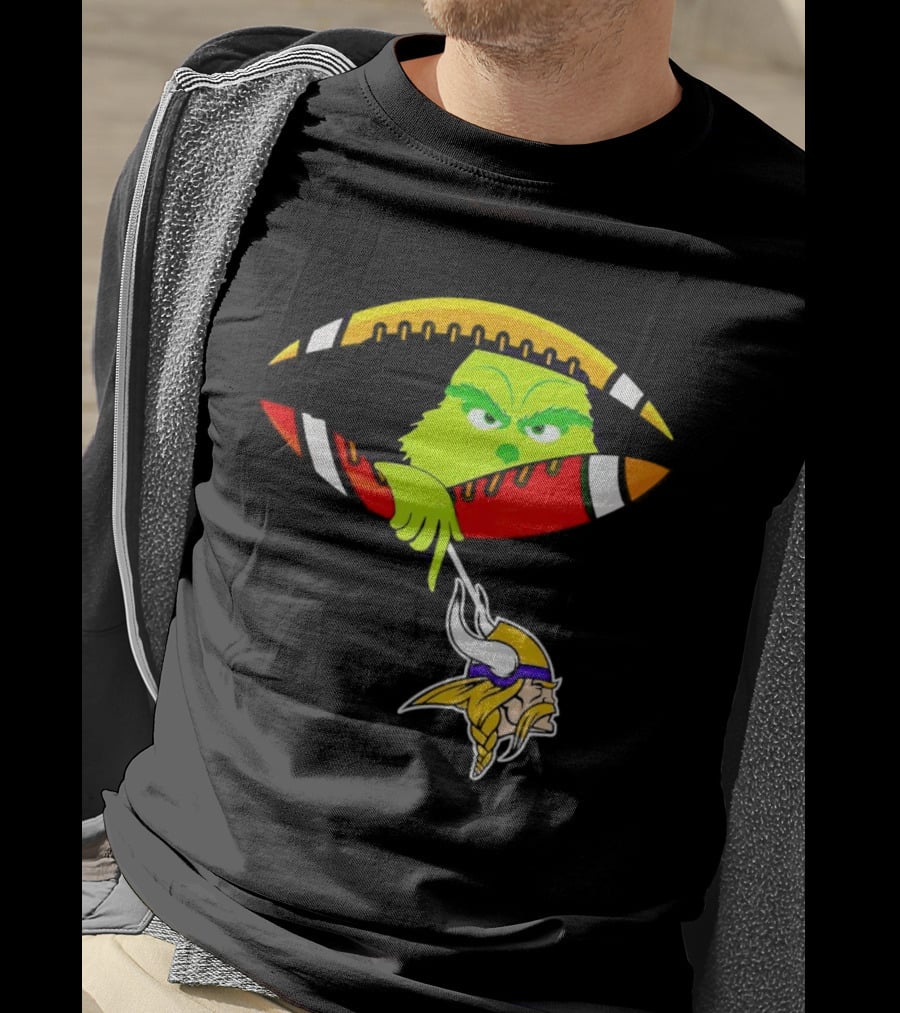 Grinch Stealing Minnesota Vikings Football T-Shirt