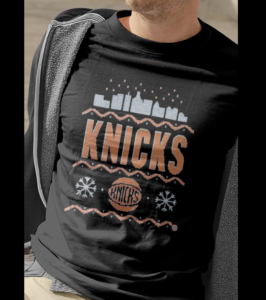New York Knicks City Skyline Basketball Winter Snowflakes T-Shirt