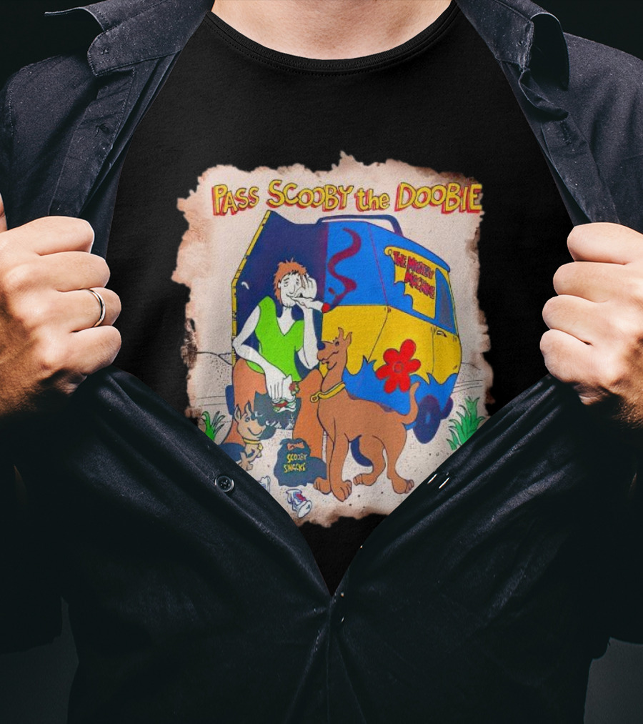 Scooby-Doo The Mystery Machine Pass Scooby The Doobie T-Shirt