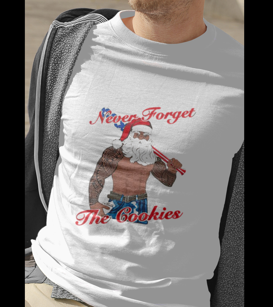 Tattoo Santa Never Forget The Cookies Christmas Holiday T-Shirt