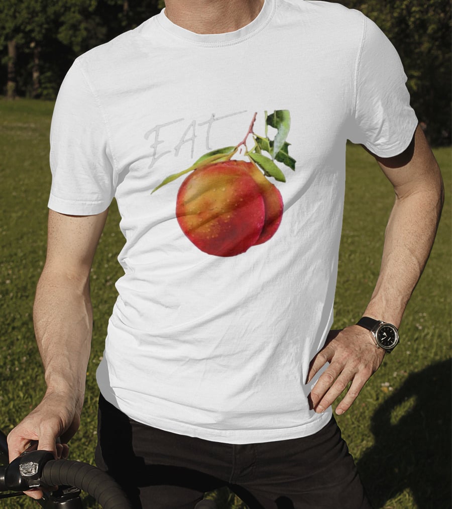 EAT Juicy Peaches With Dewy Leaves T-Shirt
