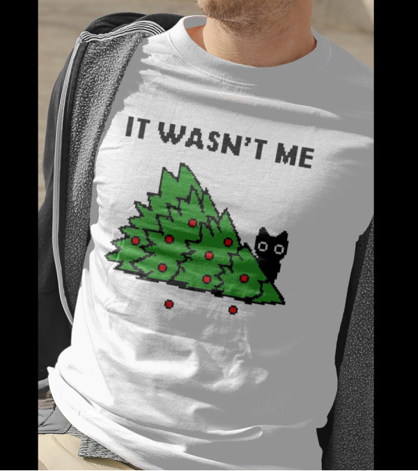 Cat Hiding Behind Christmas Tree It Wasn't Me T-Shirt
