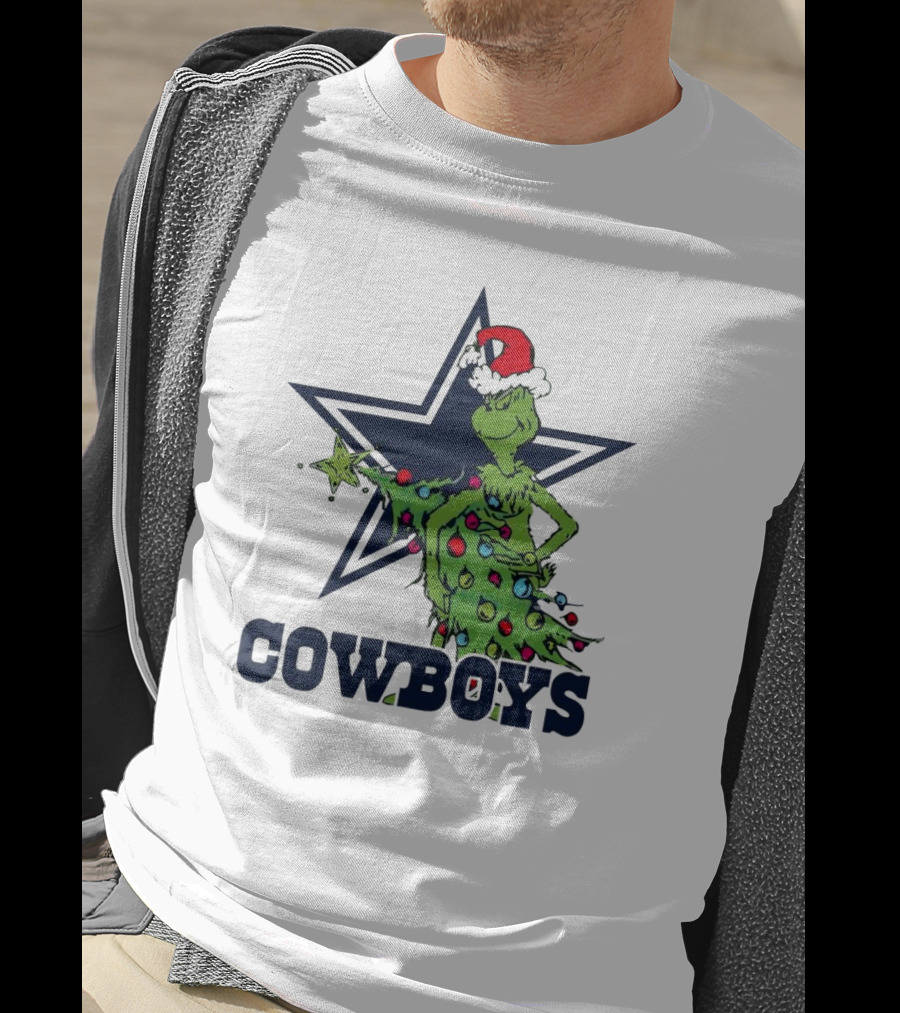 Dallas Cowboys Grinch In Santa Hat With Christmas Tree And Star T-Shirt