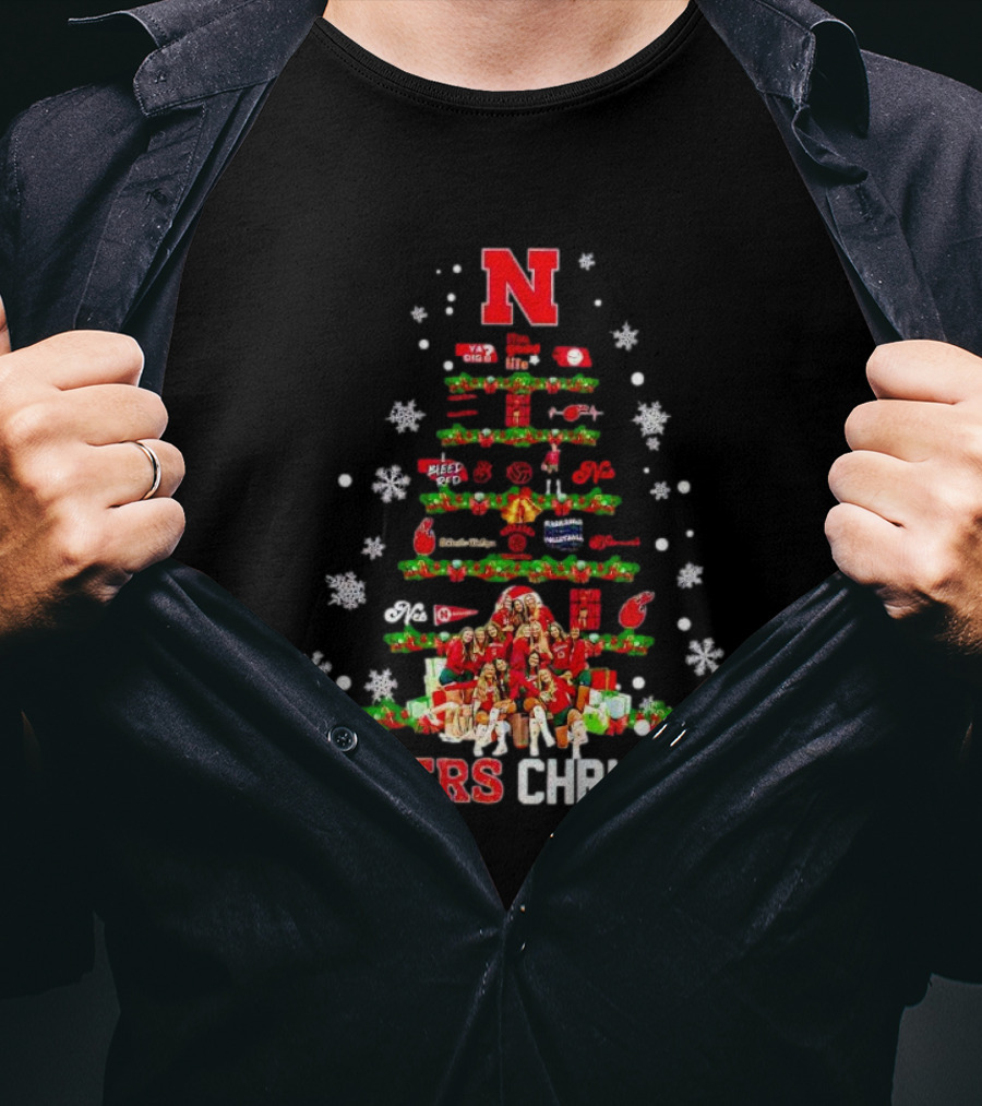 Huskers Christmas Tree With Nebraska Cornhuskers Logo And Holiday Decorations T-Shirt