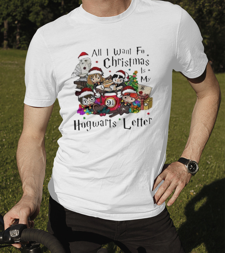 All I Want For Christmas Is My Hogwarts Letter Platform 9¾ With Owl Santa Hats And Gifts T-Shirt