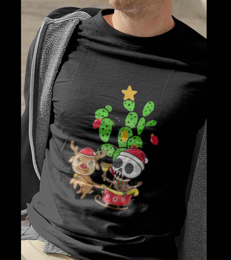 Nopalito Calacas Feliz Navidad Cactus Skeleton Reindeer Christmas T-Shirt