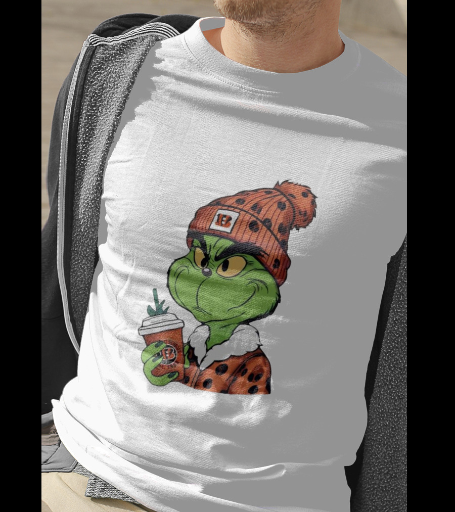 Grinch Boujee Cincinnati Bengals Football Fan Holiday T-Shirt