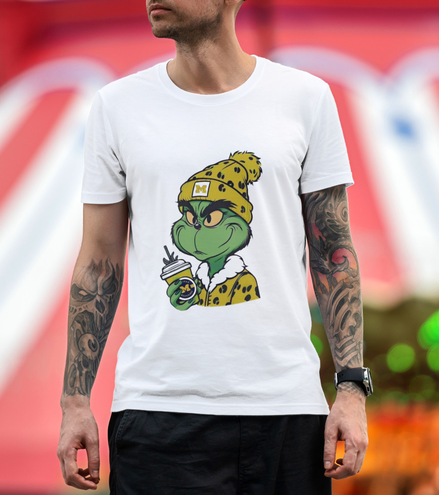 Grinch Boujee Michigan Wolverines M Logo Winter Outfit Coffee Cup T-Shirt