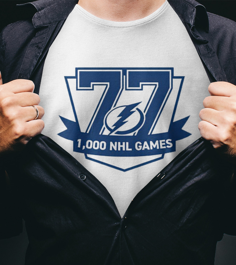 Tampa Bay Lightning 77 1000 NHL Games T-Shirt