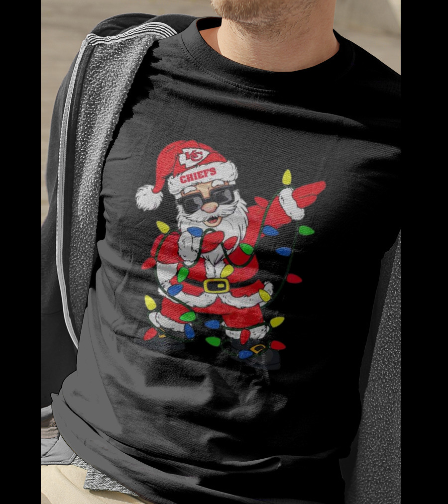 Santa Dabbing Kansas City Chiefs Christmas Lights T-Shirt