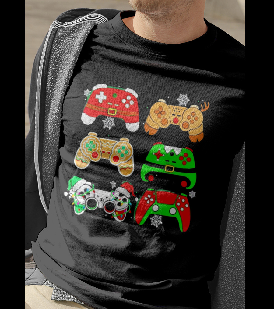 Santa Elf Gaming Controllers Christmas Gamer Holiday T-Shirt