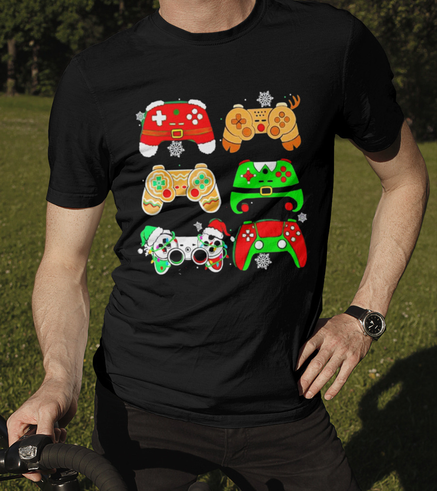 Santa Elf Gaming Controllers Christmas Gamer Holiday T-Shirt