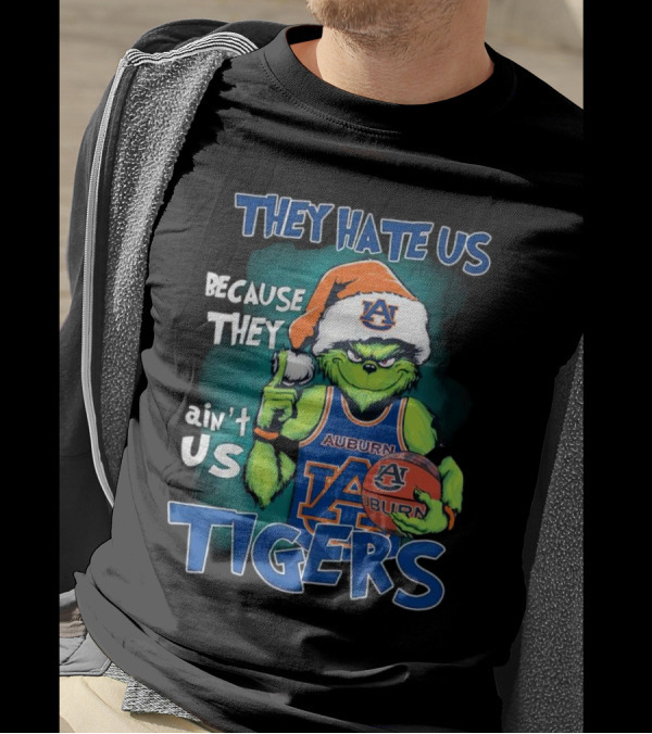 Auburn Tigers Grinch They Hate Us Because They Ain’t Us Santa Hat Basketball T-Shirt