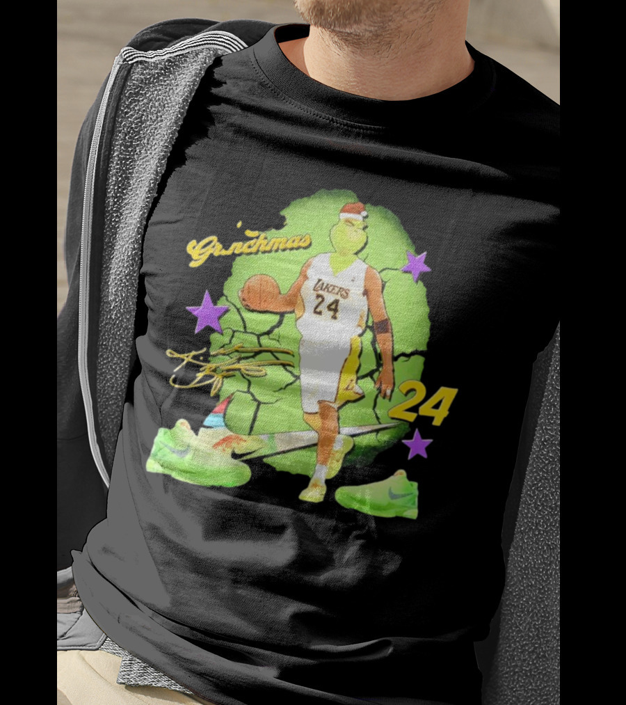 Lakers 24 Grinchmas Kobe Bryant Sneakers T-Shirt