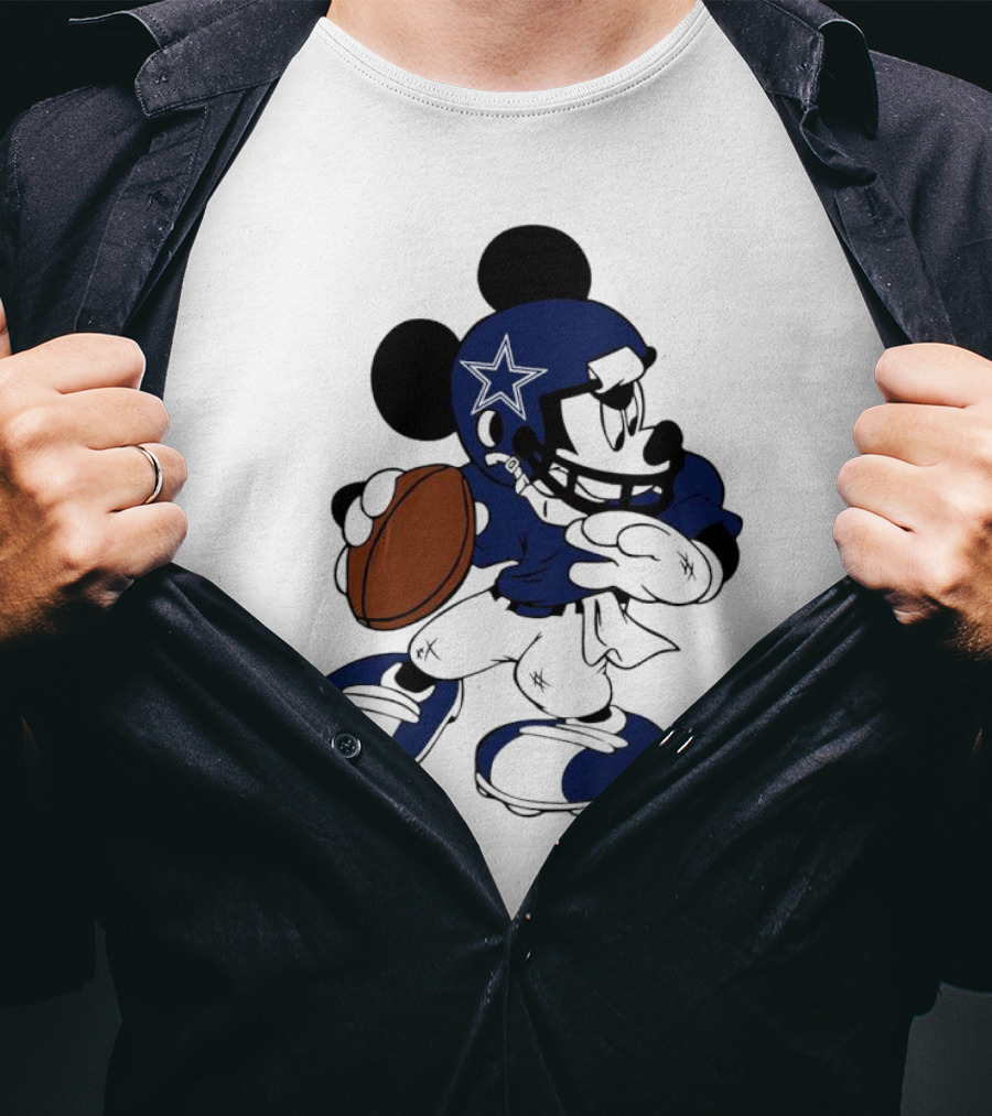 Mickey Mouse Dallas Cowboys Football Quarterback T-Shirt