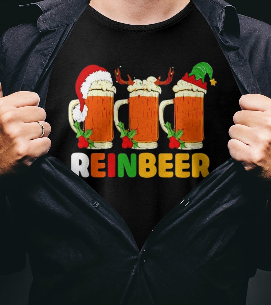 Reinbeer Merry Christmas Funny Beer Mugs With Santa And Elf Hats And Reindeer Antlers T-Shirt