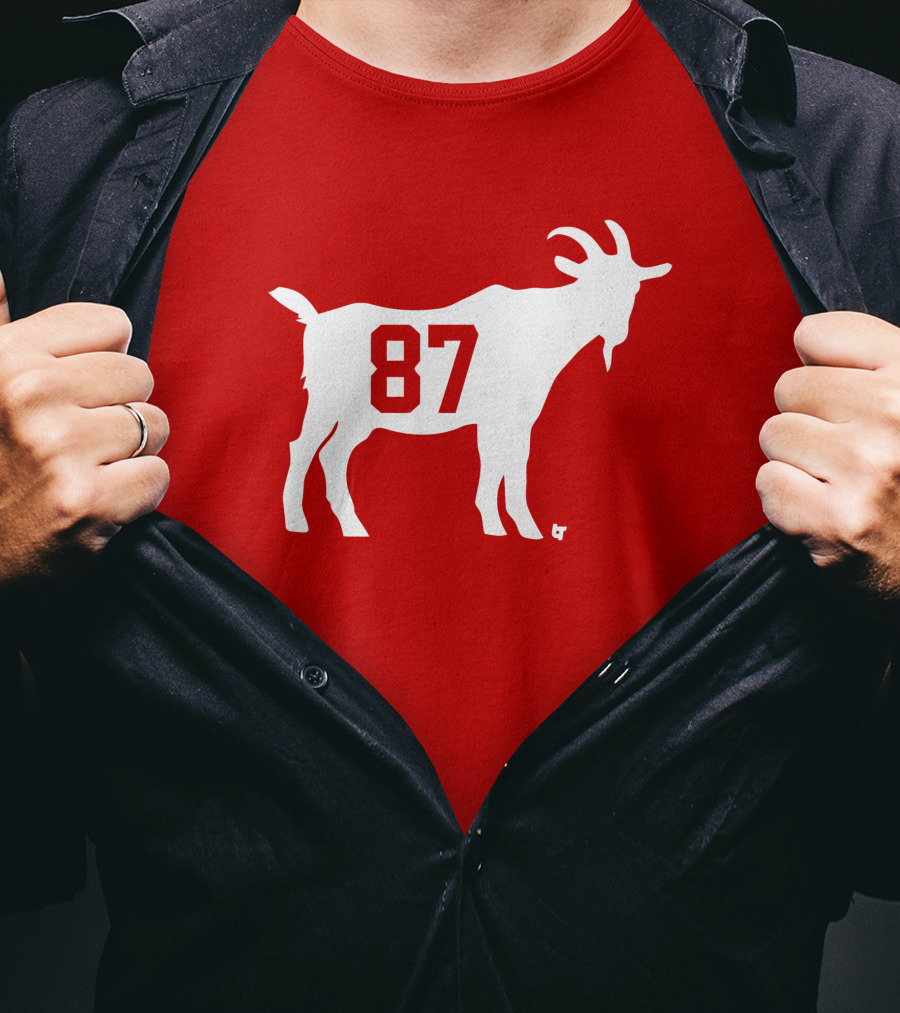 Travis Kelce GOAT 87 Football Legend T-Shirt