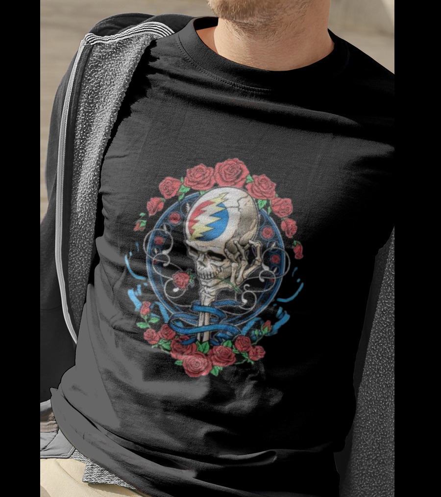 Original Grateful Dead Steal Your Face Nouveau Skull With Roses And Lightning Bolt Emblem T-Shirt