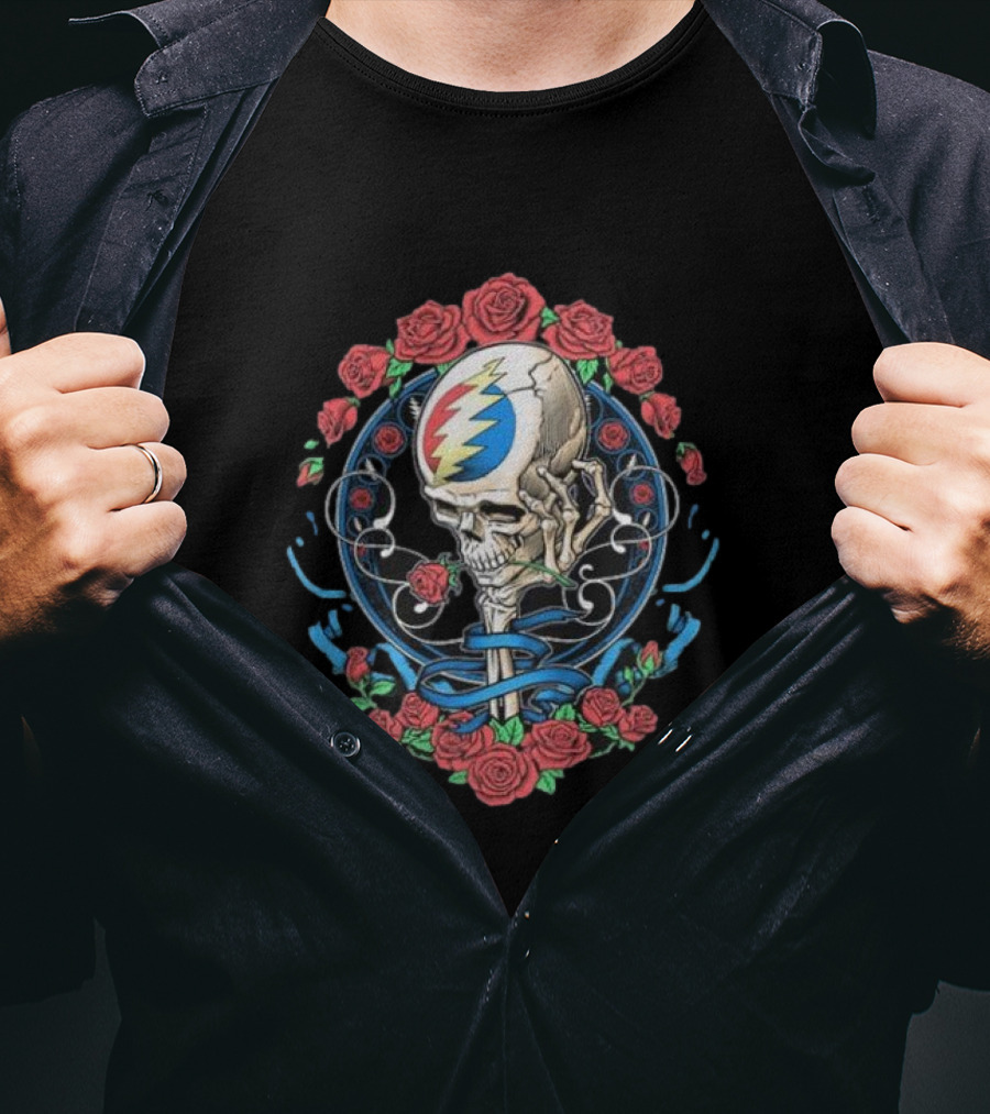 Original Grateful Dead Steal Your Face Nouveau Skull With Roses And Lightning Bolt Emblem T-Shirt