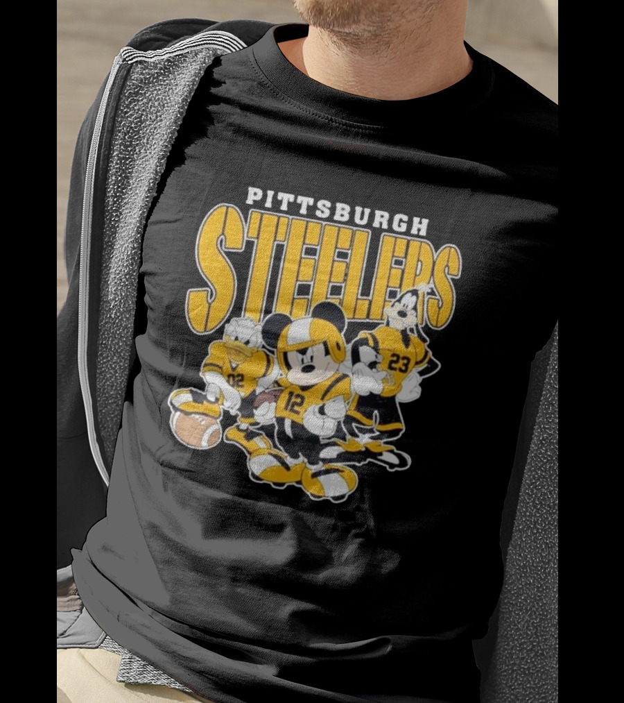 Pittsburgh Steelers Mickey Mouse Donald Duck Goofy Football Team T-Shirt