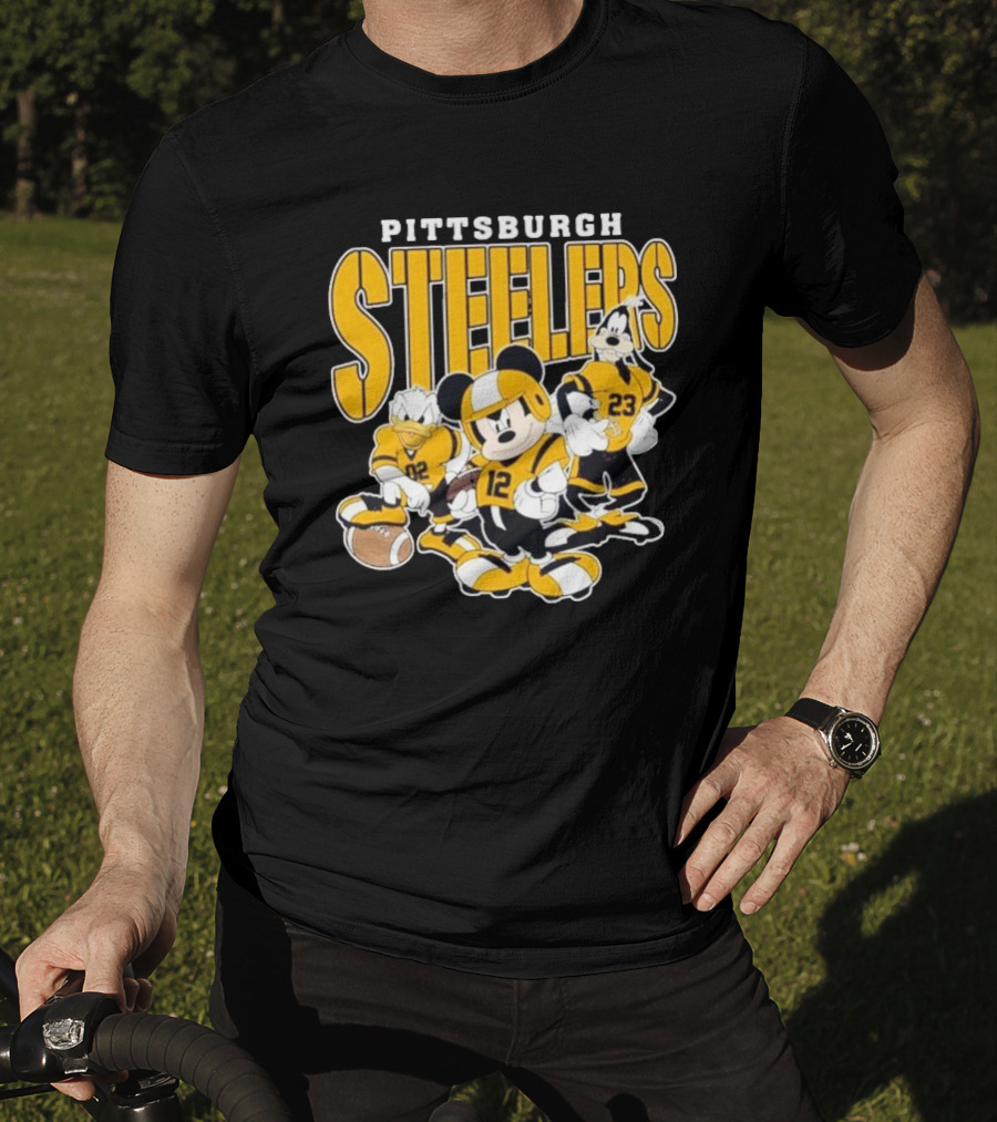 Pittsburgh Steelers Mickey Mouse Donald Duck Goofy Football Team T-Shirt