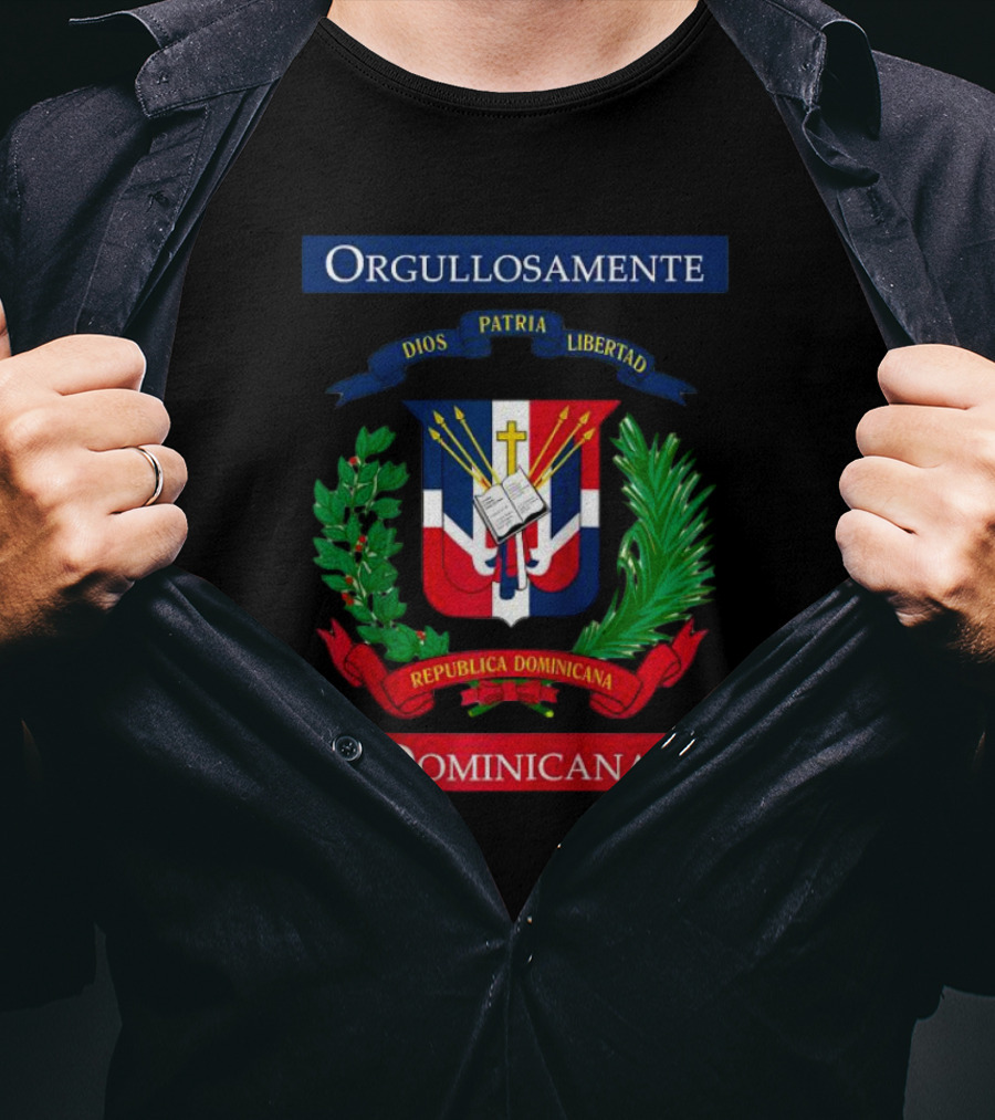 Orgullosamente Dominicana Dios Patria Libertad República Dominicana Flag T-Shirt