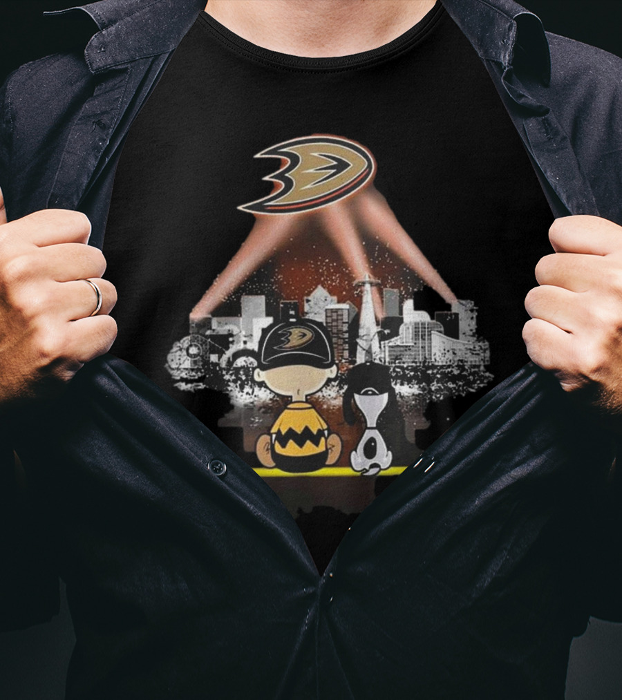 Charlie Brown And Snoopy Anaheim Ducks City T-Shirt