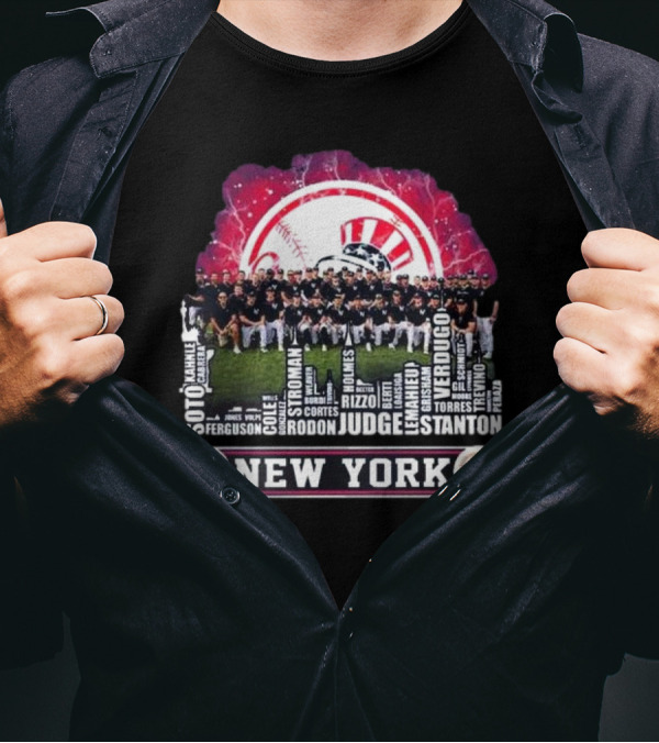 New York Yankees 2024 Squad Soto Judge Stanton Verdugo City Skyline T-Shirt