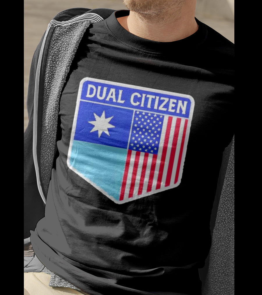 Dual Citizen Of Minnesota And USA Flag Badge T-Shirt