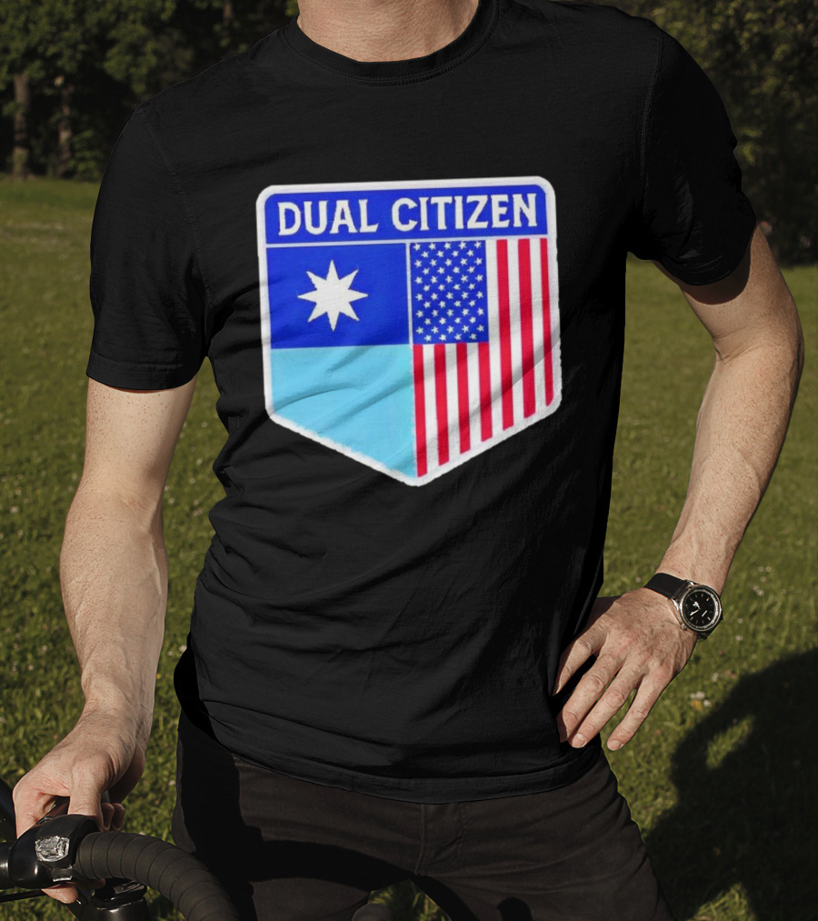 Dual Citizen Of Minnesota And USA Flag Badge T-Shirt