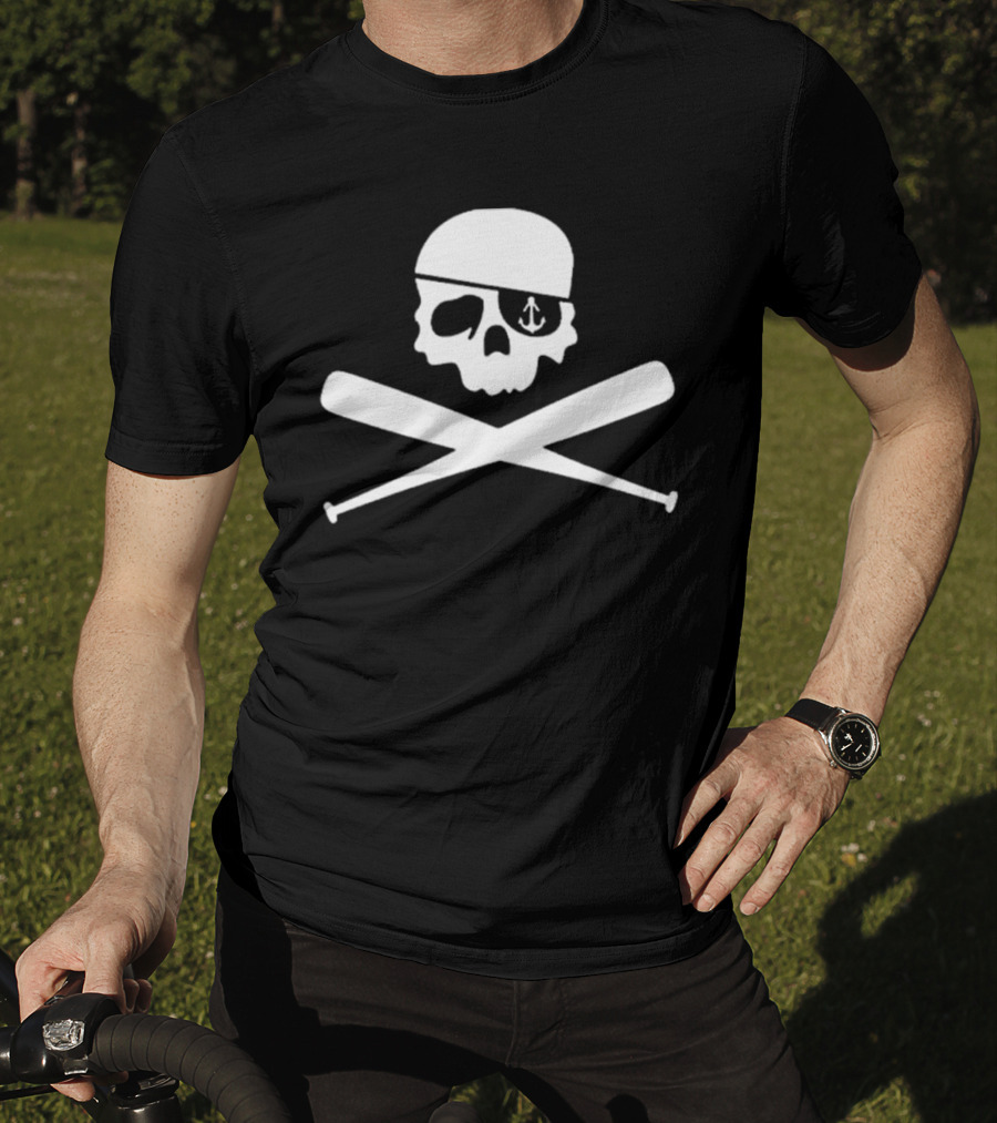 Bryan Reynolds Pirates Anchor-Eyed Skull Crossed Baseball Bats T-Shirt