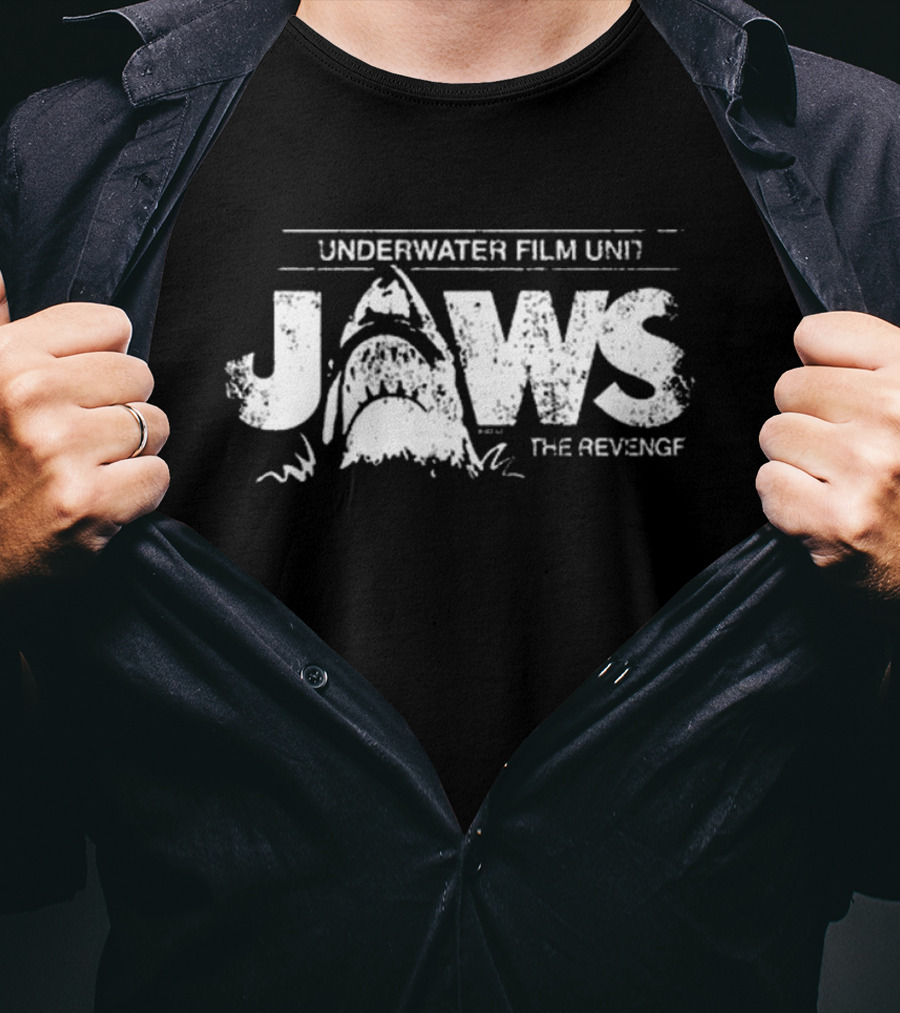 Jaws The Revenge Underwater Film Unit Frightrags T-Shirt