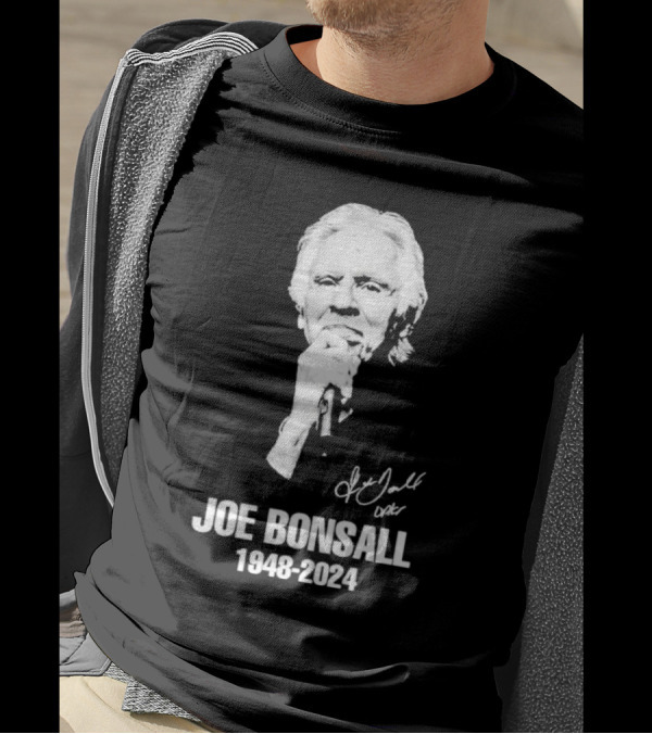 Joe Bonsall 1948-2024 Signature Portrait Black T-Shirt