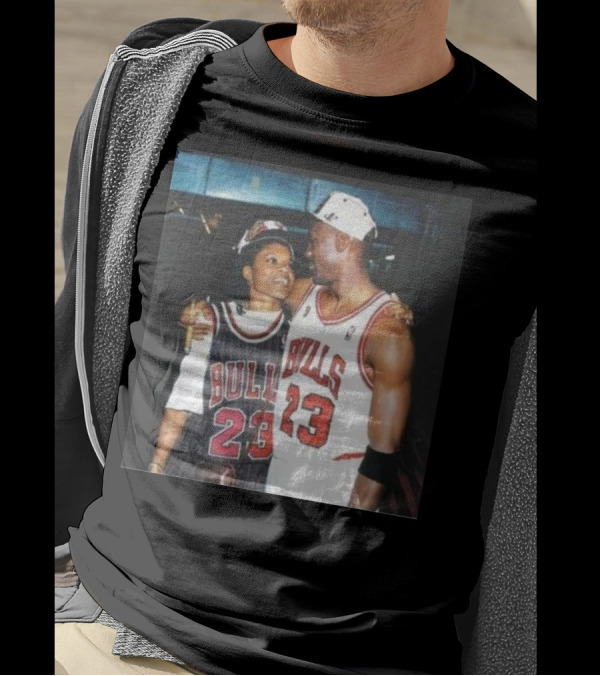 Bulls 23 Michael Jordan And Sheryl Swoopes In Chicago Bulls Jerseys T-Shirt