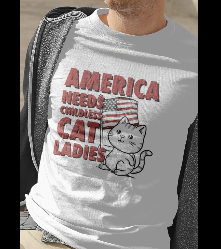 America Needs Childless Cat Ladies Cat With American Flag T-Shirt