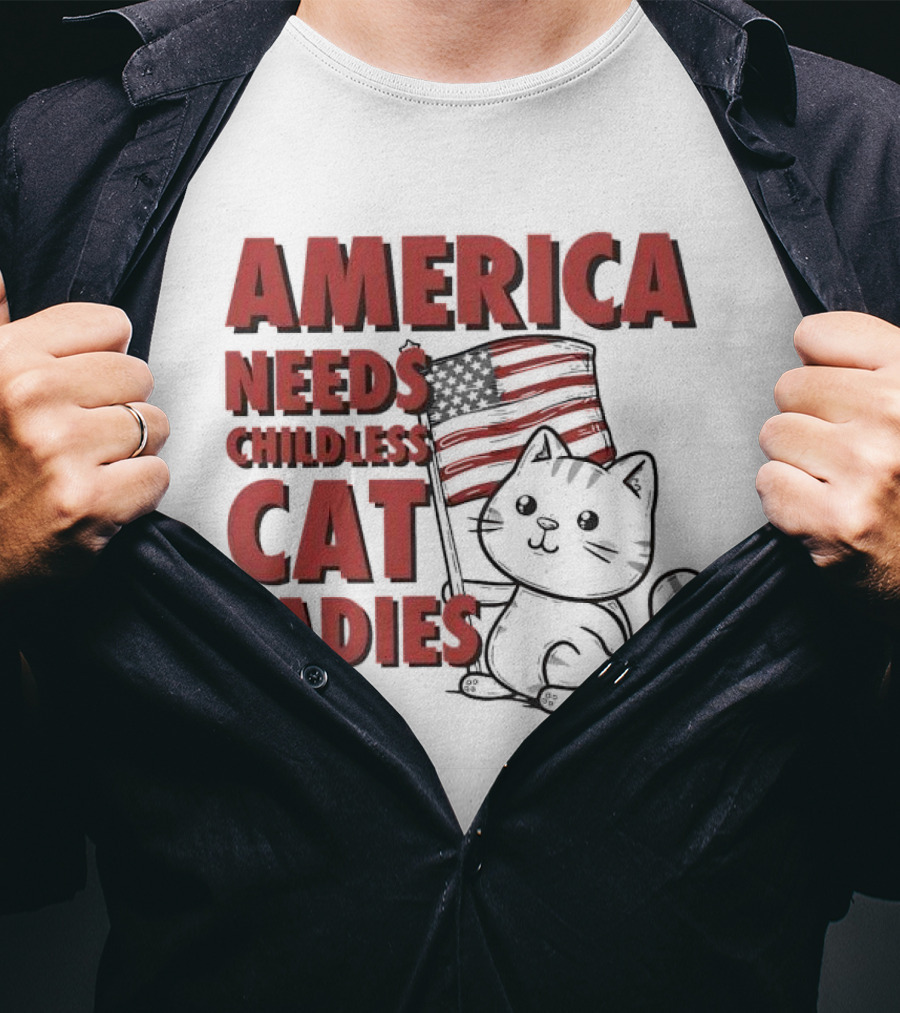 America Needs Childless Cat Ladies Cat With American Flag T-Shirt