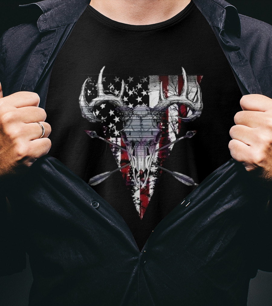 Retro Howitzer Deer Skull With Arrows And American Flag Background T-Shirt