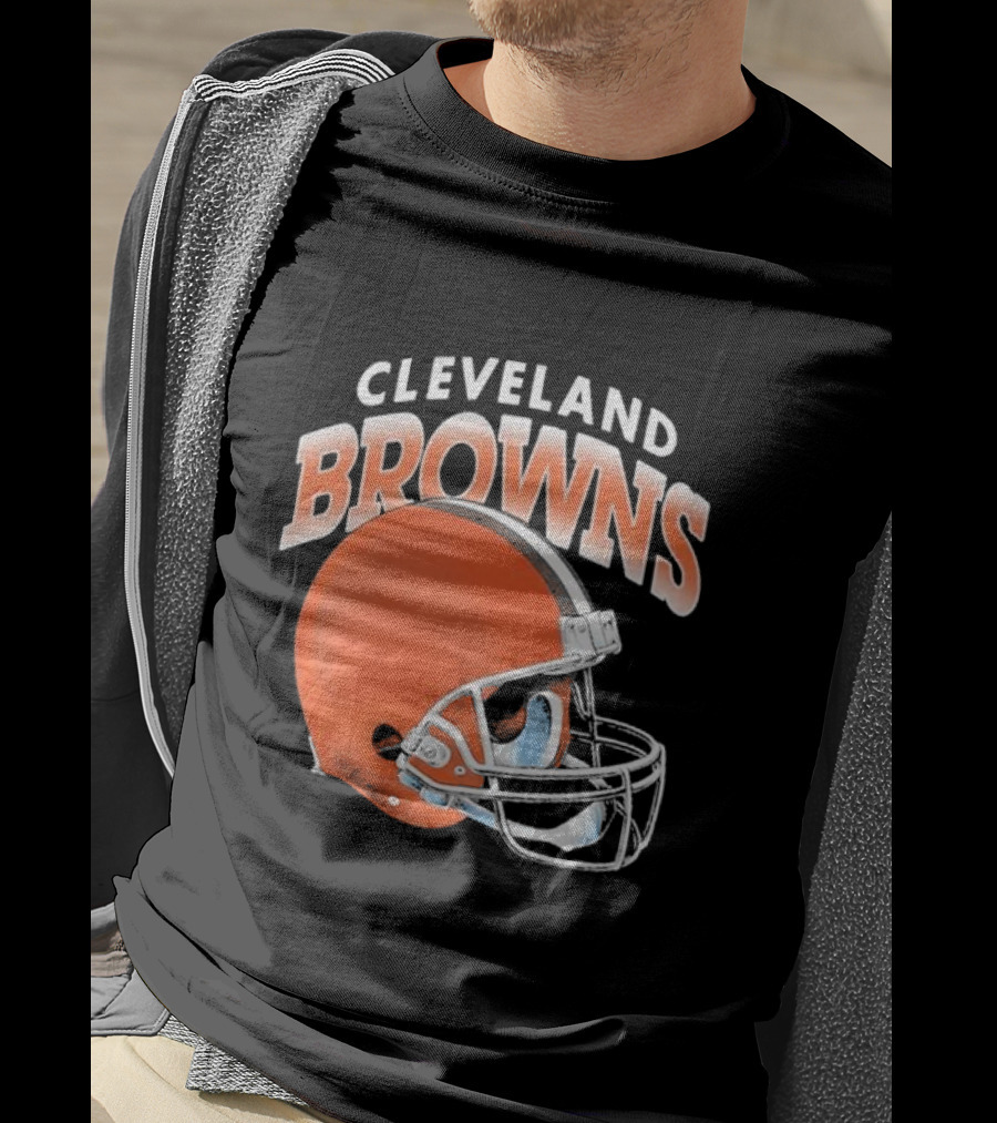 Cleveland Browns Helmet Logo Gradient T-Shirt