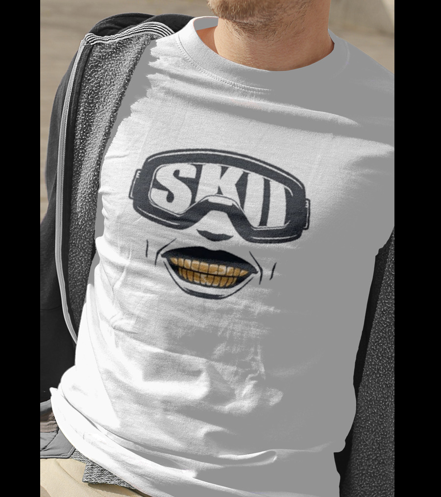 Luh Tyler Mr. Skii Gold Grills And Skii Goggles T-Shirt