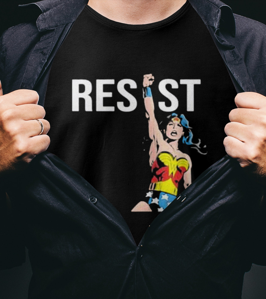 Wonder Woman Resist Power Iconic Fist Uplift T-Shirt