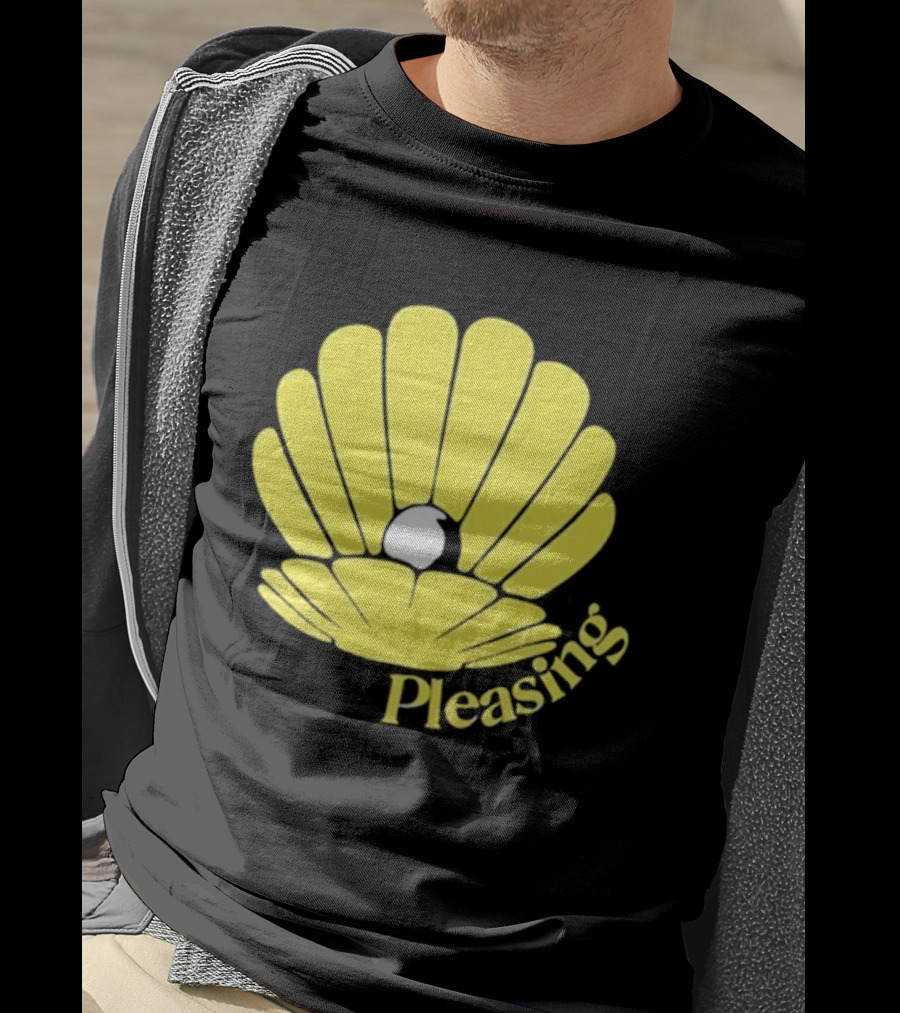 Pleasing Clam Yellow Shell With Pearl T-Shirt