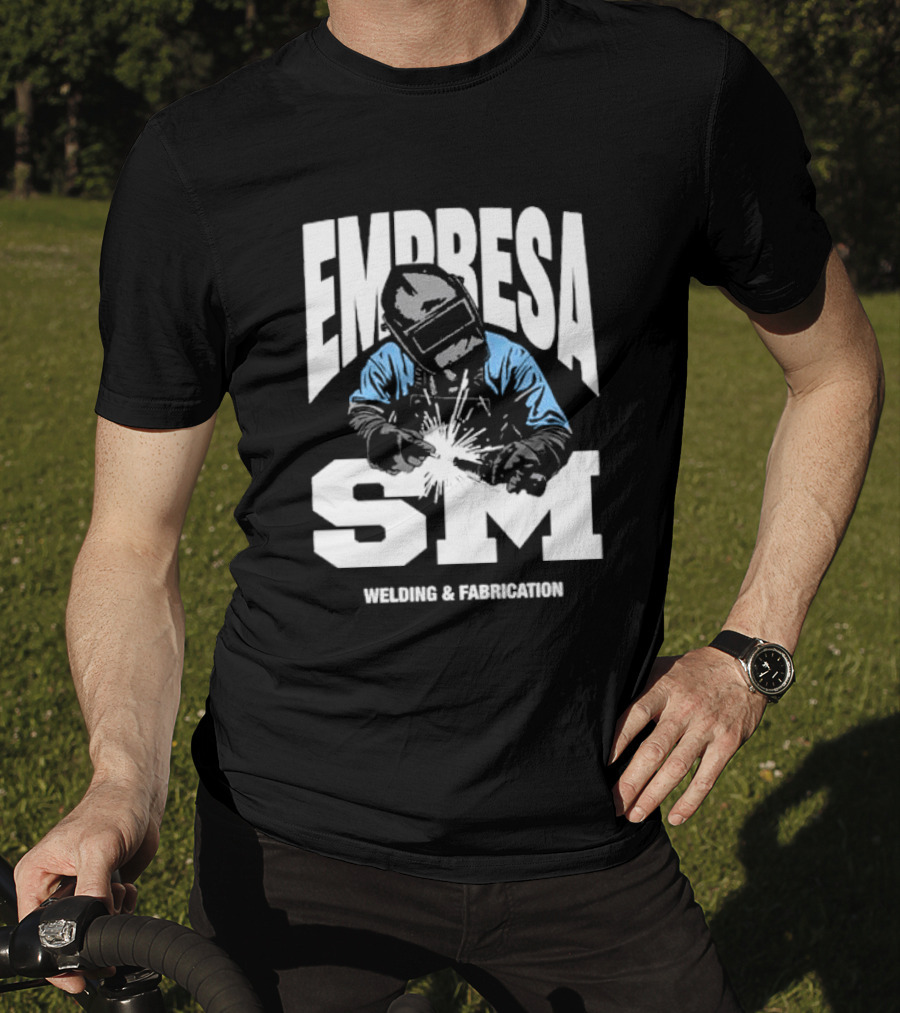 EMPRESA SM Welding And Fabrication Welder Iconic T-Shirt