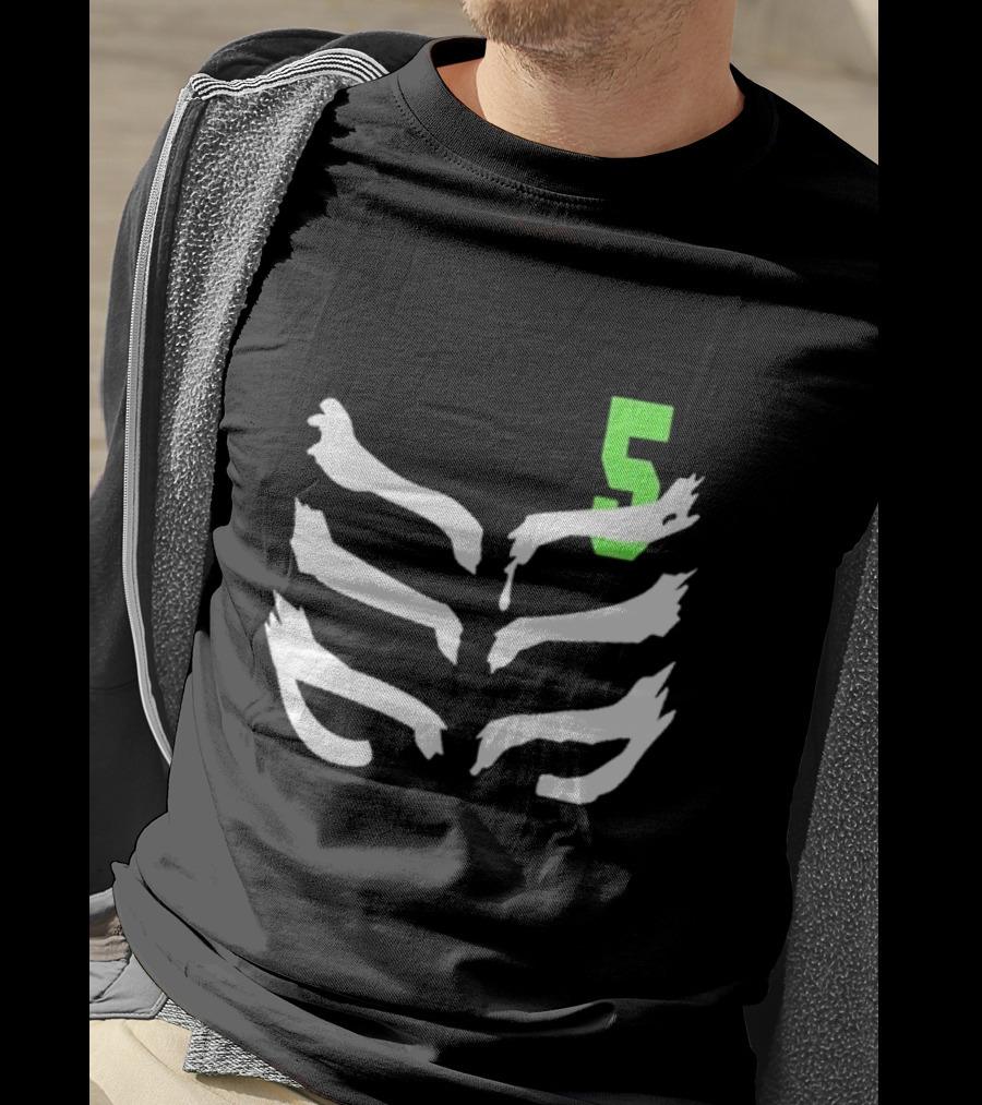 Lloyd Garmadon Ninjago Energy Elemental Symbol Number 5 T-Shirt