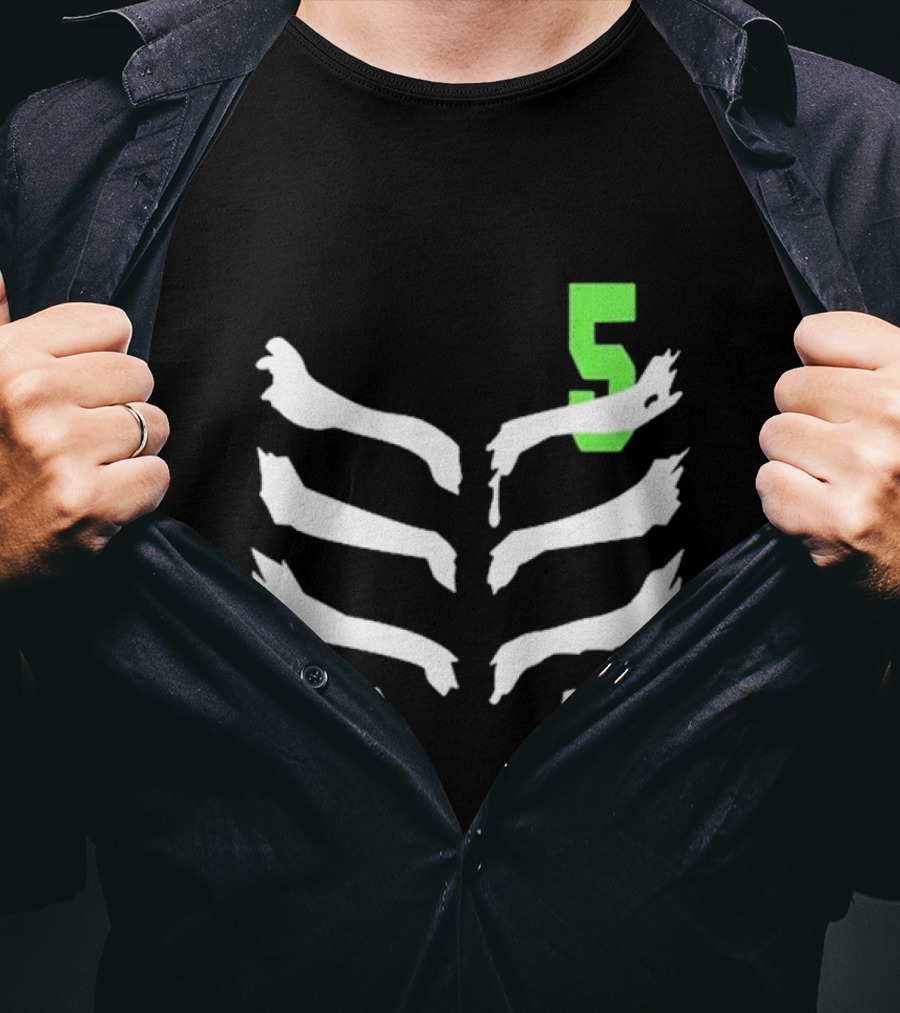 Lloyd Garmadon Ninjago Energy Elemental Symbol Number 5 T-Shirt