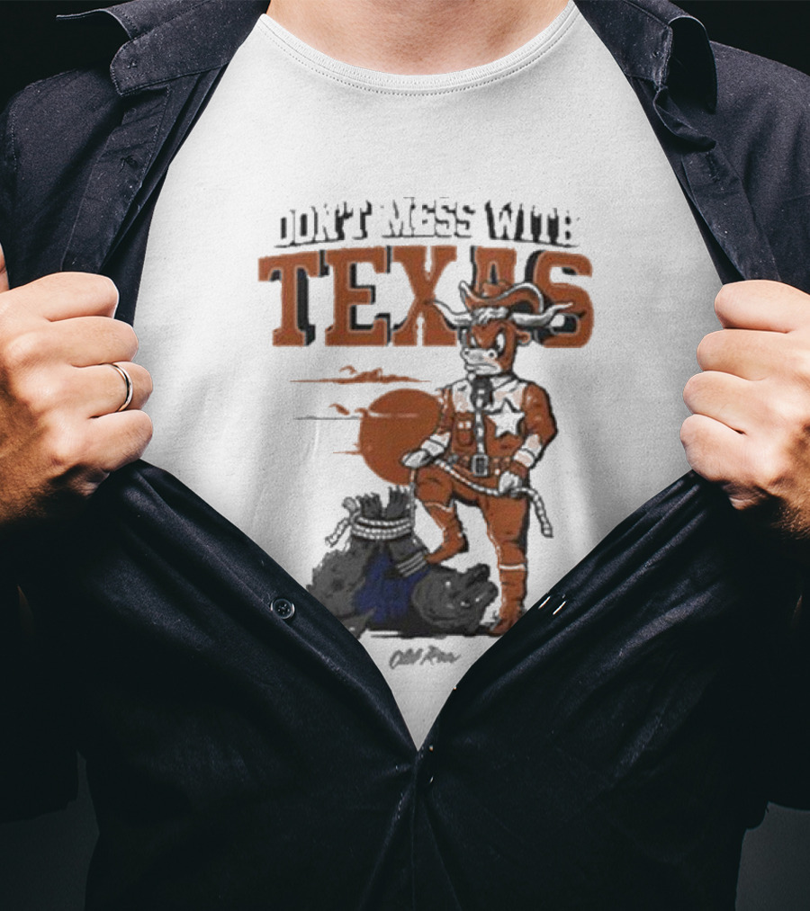 Don’t Mess With Texas Football Cowboy Stomping An Opponent T-Shirt