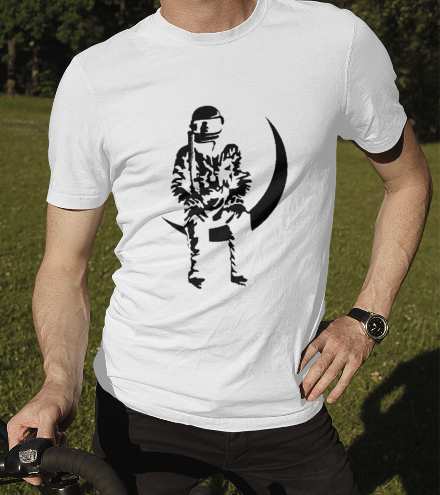 To The Stars Moon Man Astronaut Sitting On Crescent Ocean Blue T-Shirt