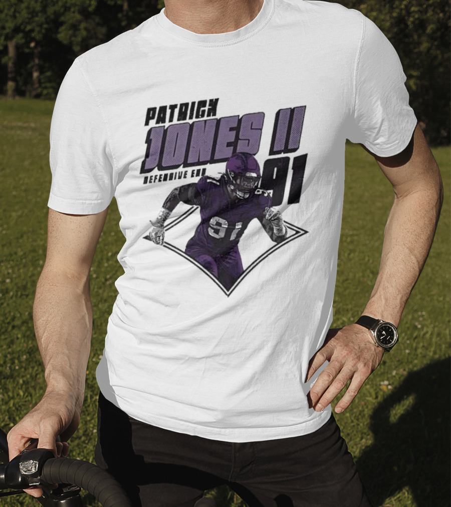 Patrick Jones II Minnesota Defensive End 91 T-Shirt