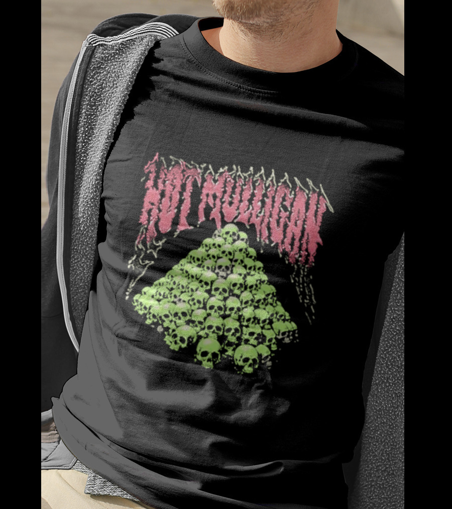 Hot Mulligan Skull Pyramid T-Shirt