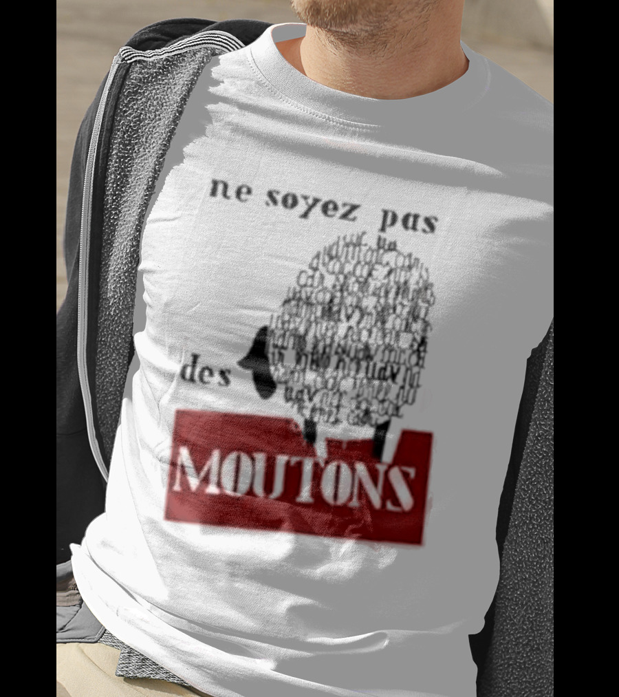 Ne Soyez Pas Des Moutons France 1960's Don't Be Sheep Protest T-Shirt